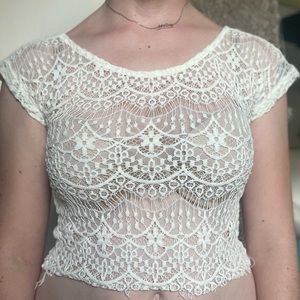 White lacey see through short sleeve crop top